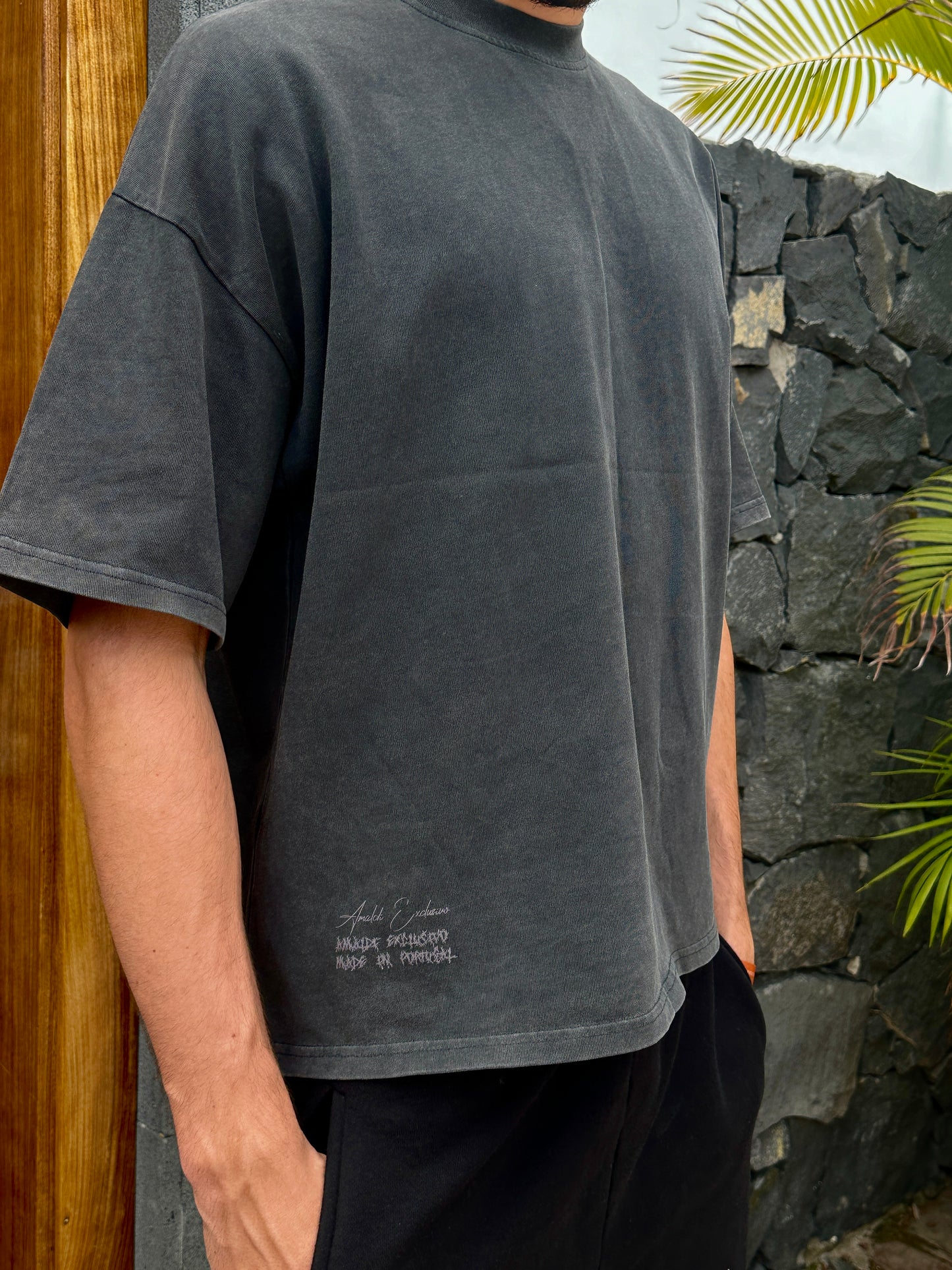 Written Tee Washed Black