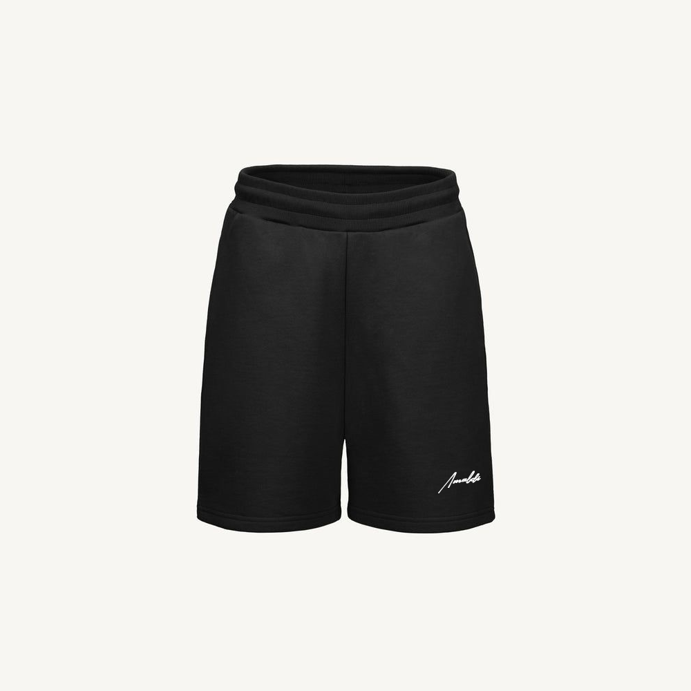 Essential Shorts Black