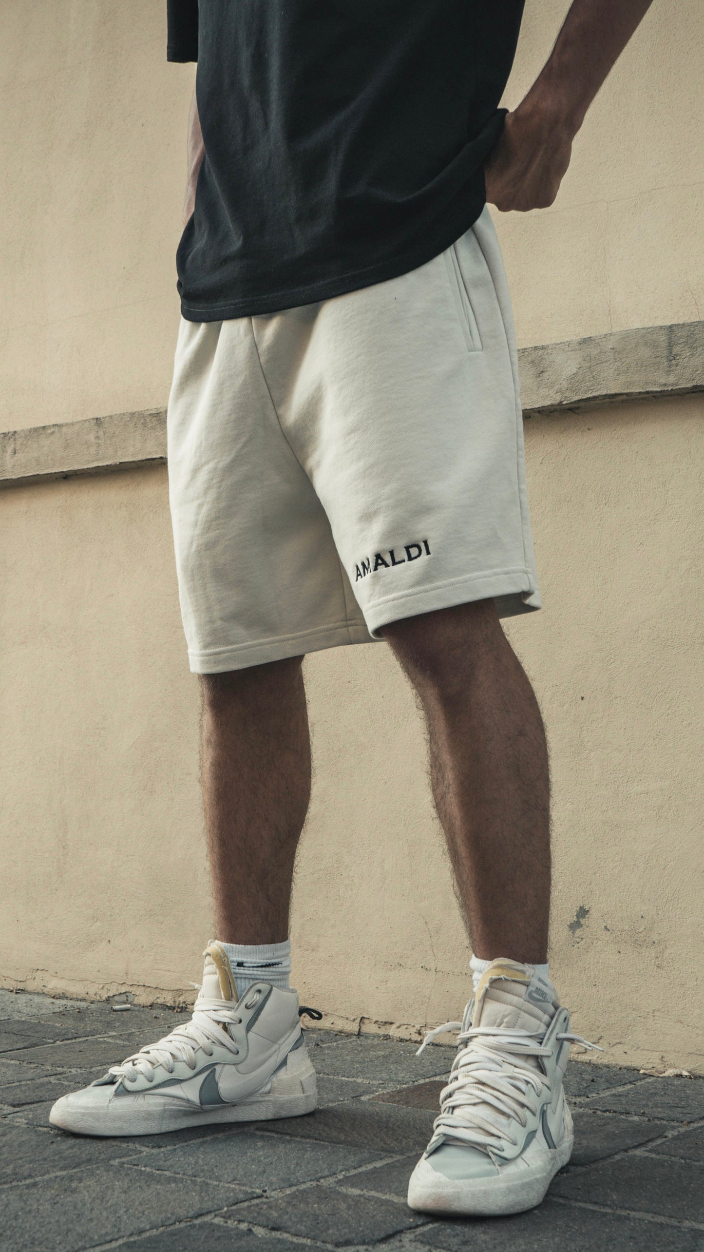 AMALDI Classic Shorts Vintage White